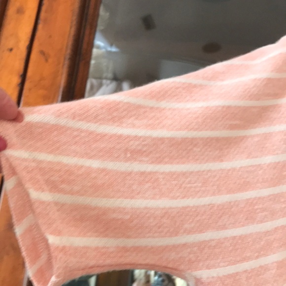 Nurture pull over peach / white TOP - Picture 2 of 4